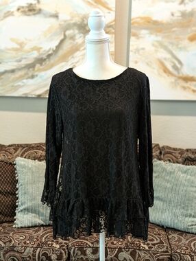 Women's Black Lace Ruffle Hem Top
